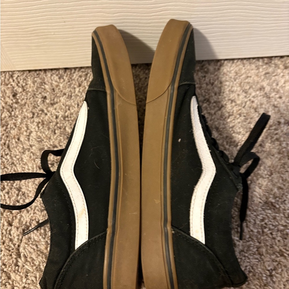 Vans Black and White Sneakers with Brown Sole - Picture 9 of 11